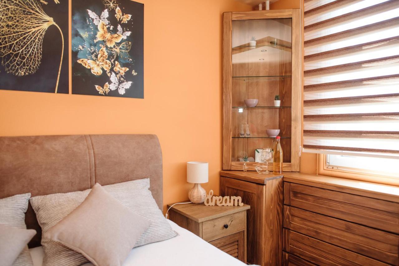 Lara Apartman Apartment Subotica Luaran gambar