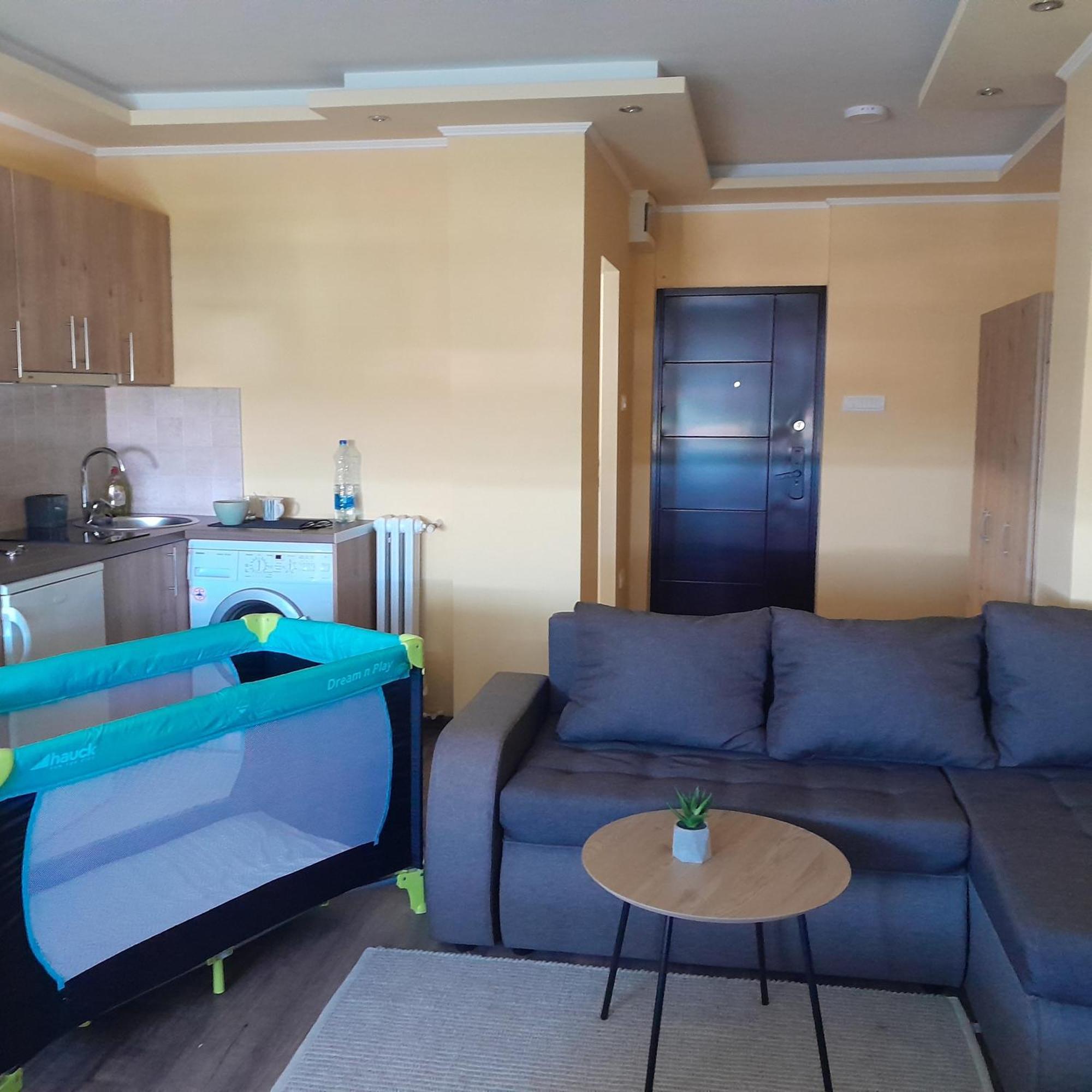 Lara Apartman Apartment Subotica Luaran gambar